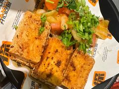 -探鱼·鲜青椒爽麻烤鱼(苏宁广场店)