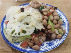 凉菜拼盘-清真老铁家灌汤包