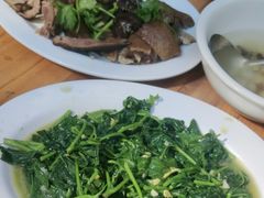 -乌文新澄海卤鹅店