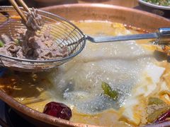 -洱火云南酸菜牛肉火锅(石景山当代商城店)