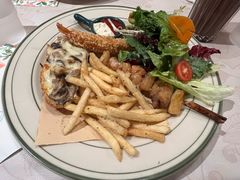 -玛格萝妮比萨屋(陆家浜路店)