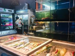 -美味海鲜大排档(明发美食地标店)