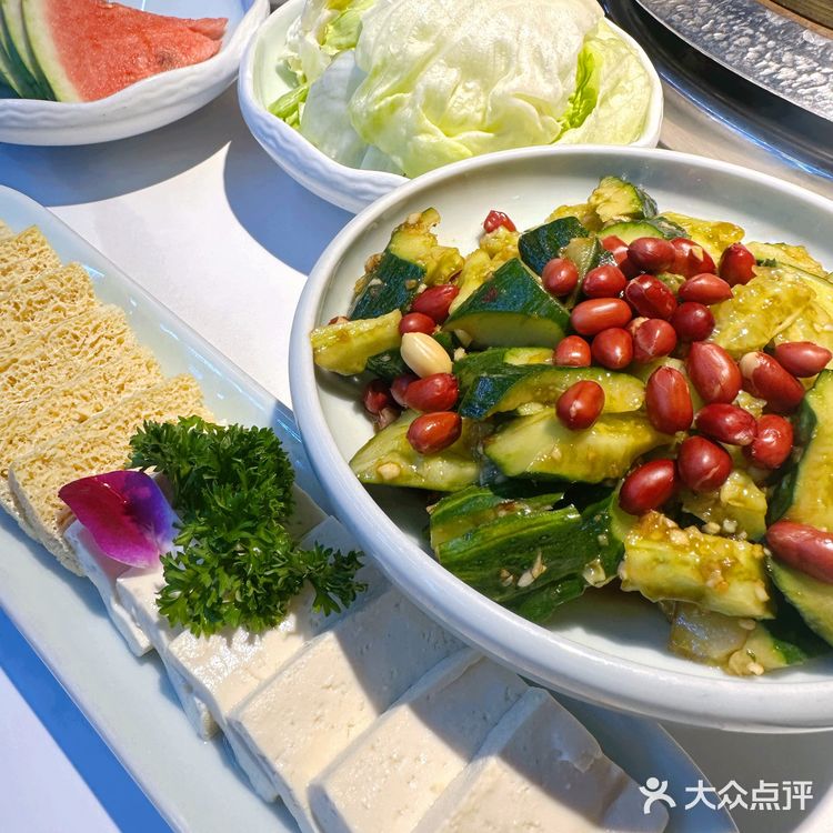 [火锅]我给李雪琴当北京人脉｜这家新式火锅店yyds[吐]