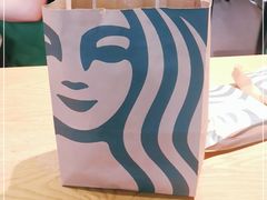 -星巴克(广州南站A18检票口楼上)