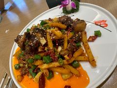 蒜香小羊排-粤香村(清真川菜店)