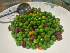 -渝信川菜 · 川味家常菜(财富购物中心店)