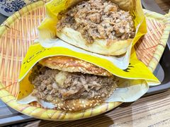 牛肉烧饼（多肉）-穆得·老周家牛肉烧饼(普利街店)