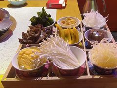 -麻辣英雄重庆火锅(二城广场店)