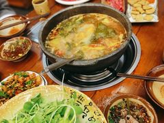-贵厨酸汤牛肉(花果园国际中心店)