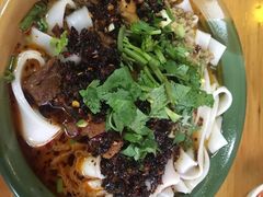 -卢家粉馆(黔鑫隆超市店)