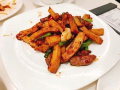 蜜椒汁杏鲍菇牛柳丝-太兴餐厅(东方广场分店)