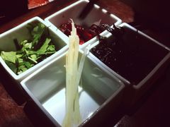 -穹六人间 people 6(岳阳路店)