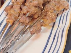 -许哥东北烧烤·铁丳烤串·宫后夹肉(繁花中心店)