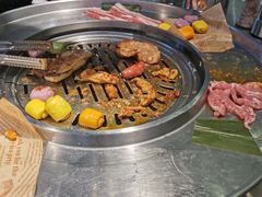 -哈哈碳都·牛肋条无限自助烤肉(宝龙店)