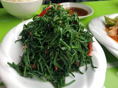 炝拌沙葱-苏莱特色牛骨滩羊手抓馆(长城东街总店)
