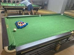 -涨巢·潮玩水疗局