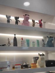 -AYO SALON