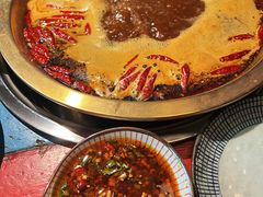 -房子红了鱼豆花重庆老火锅(广厦学院店)