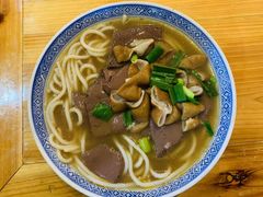 猪肠粉-长人馄饨铺(解放街店)