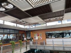 -ROAST coffee & eatery