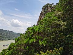 -羚羊峡古栈道森林公园