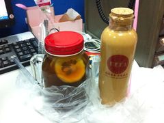 冻柠茶+丝袜奶茶-桂源铺奶茶店(湟普汇店)