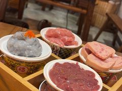 -旧街市鲜货老火锅(大光路店)