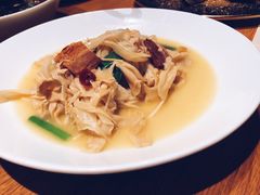 -新荣记(西溪湿地店)