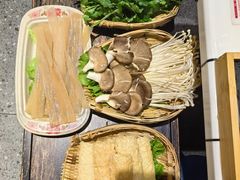 -伍师兄市井火锅(东部星悦天地店)
