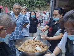 -六广门毛阿姨糯米饭
