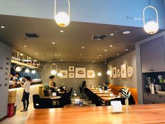 -POKEE VIA&Brunch·维娅(重庆来福士店)
