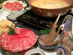 -鲜入围煮花胶鸡海鲜火锅