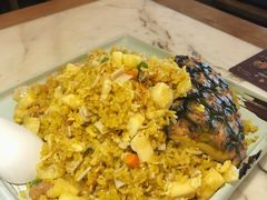 菠萝海鲜炒饭-悦慕·花满溪(新城吾悦店)