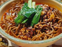 -蓝田九大碗民俗食府(蓝田店)