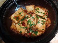 砂锅豆腐-费大厨辣椒炒肉(万家丽一店)