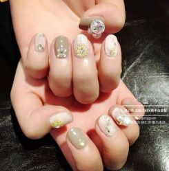 -睫乐园•睫公馆•美睫美甲沙龙