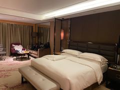 -中山利和希尔顿酒店