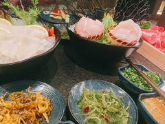 -湊湊火锅·茶憩(打浦桥日月光店)