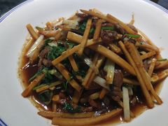 -臻吃客主题餐厅(人民路店)