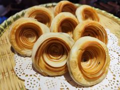 老济南油旋-闫府私房菜·百年鲁菜(恒隆店)