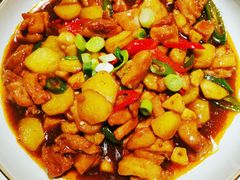 黄焖泰山走地鸡-鑫悦诚府·新鲁菜·餐厅(趵突泉店)