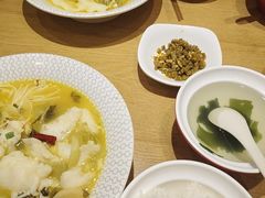 -南城香·饭香串香馄饨香(青年路店)