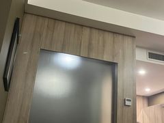 -西安大雁塔科技大学地铁站亚朵酒店