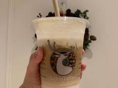 -瑞幸咖啡(凤凰海负一楼美食街店)