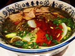 -新田360广场(上海华侨城店)