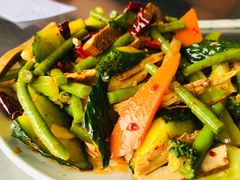 素拼-佰运猪蹄(高陵店)