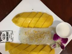 -Dang restaurant (patong phuket)