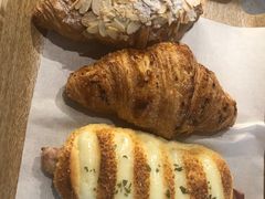 -Dough&Joe团憩(瑞虹天地月亮湾店)