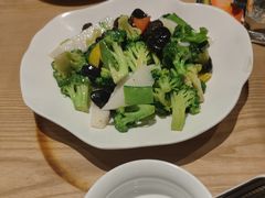 -哈啾嗨·新概念蒙餐(红星新城店)