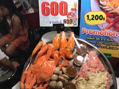 -席娜卡琳火车铁道夜市